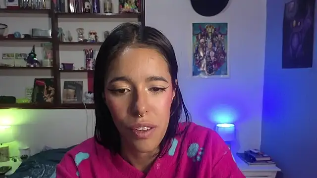 stephania_t webcam