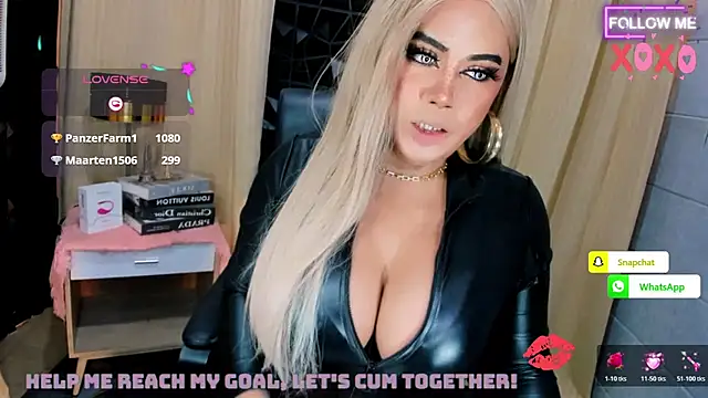 HugeMagnificent11inCock webcam