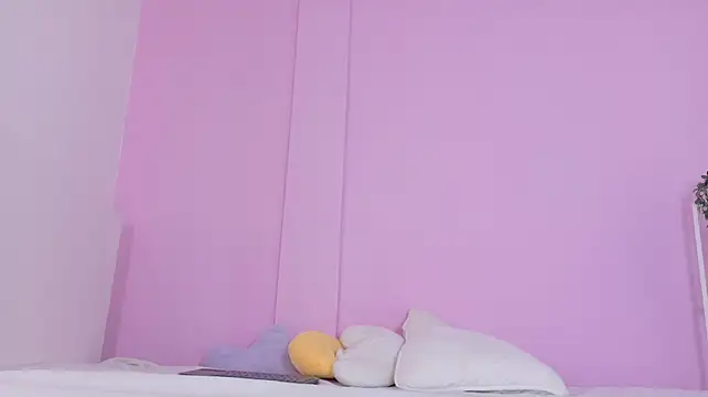 SeleneGibson__ webcam