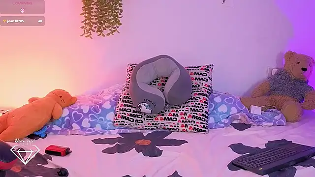 Diamondpierce webcam