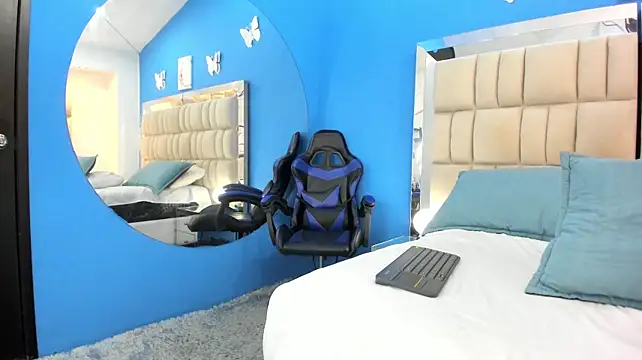 ariana_moon00 webcam