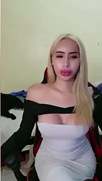 celest_yummy webcam