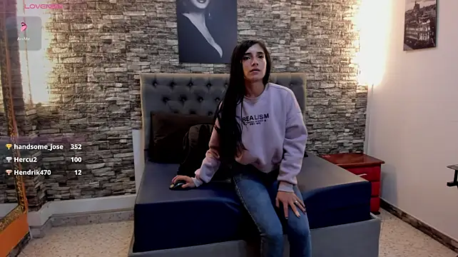 Nanda_Mendoza webcam
