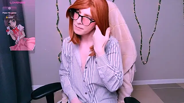 FoxyPuff webcam