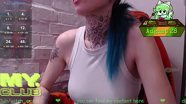 Witch_Emma webcam
