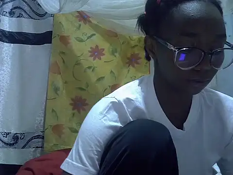 ElianeHot webcam