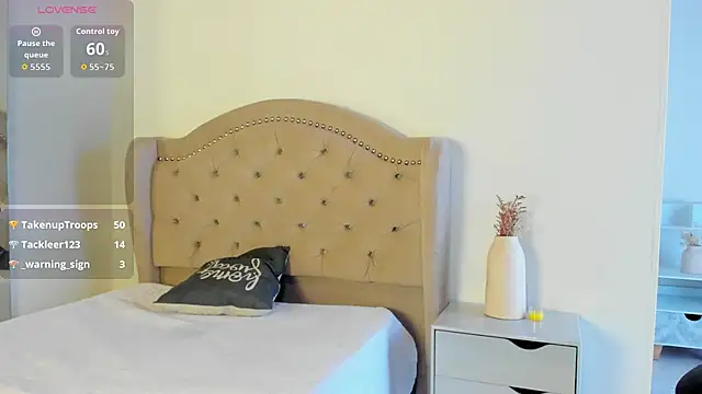 JadeBellee webcam