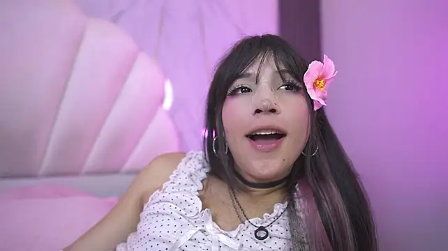 AliiceWonderland_ live cam on StripChat