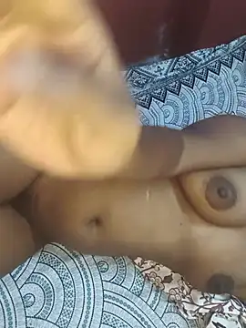 Shivani-tiwari webcam