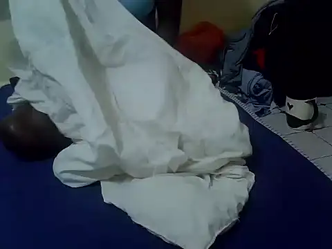 sexy_nesh webcam