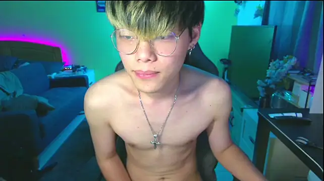 Hitoshi1210 webcam