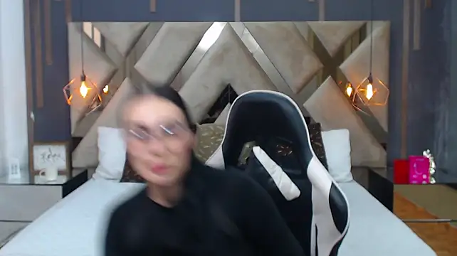 MartinaaFit webcam