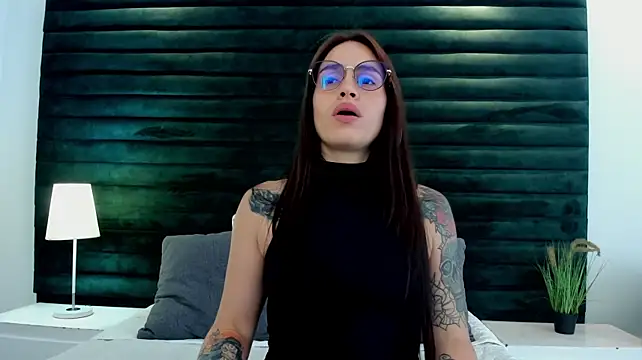 ValeryMontenegro webcam