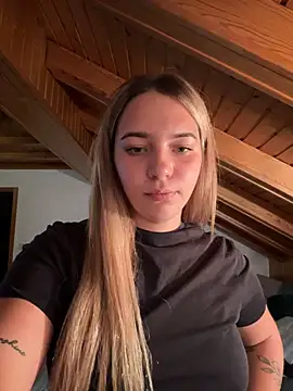 Naomi-Klein webcam