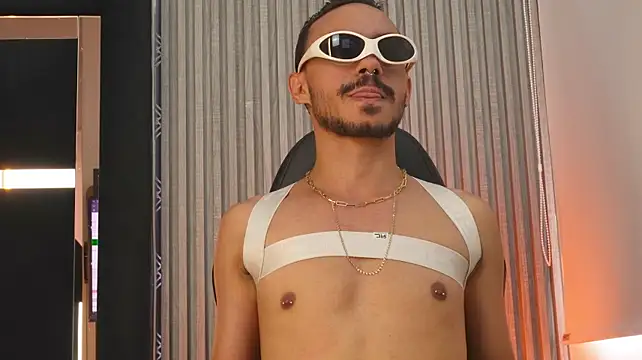 thomas_montiel webcam