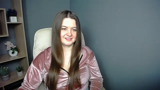 MavkaCute webcam