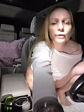 bondgirl_013 (F milf) - Link to LT, Squirt 💦 and drink it