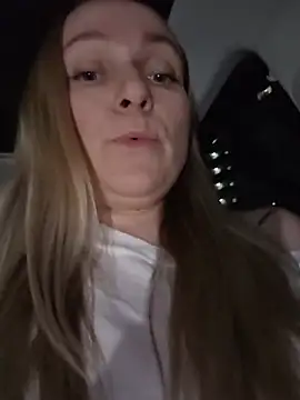 Bondgirl_013 webcam