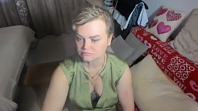 MildMature webcam