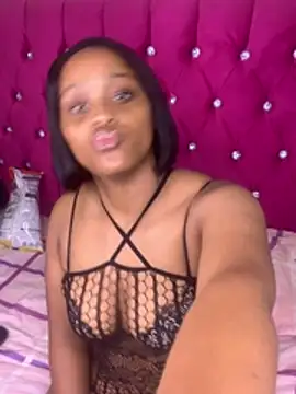 DojaCatII live webcam