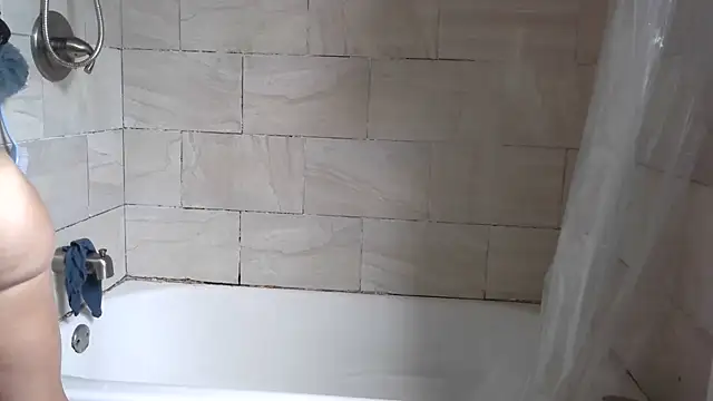 Yumiepussyy webcam