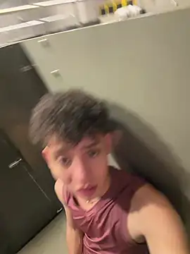 yoursexyjose webcam