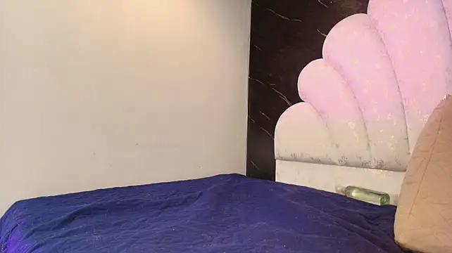 kissme_luna webcam