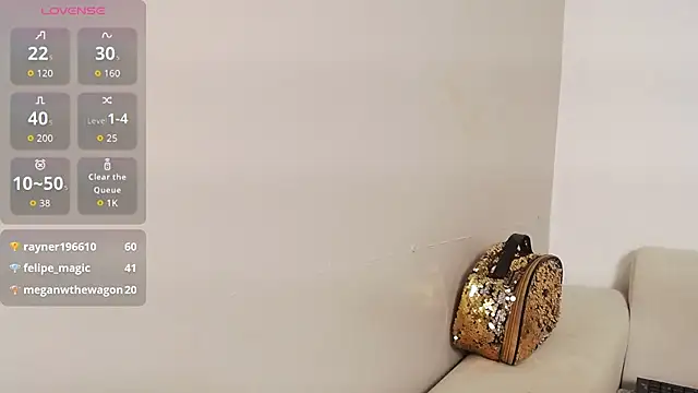 queen_adhara webcam