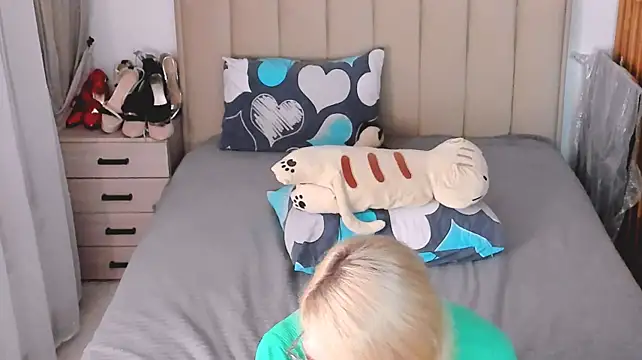 sabrinamacmarren webcam