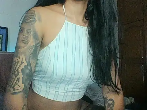 llamameluna_ webcam