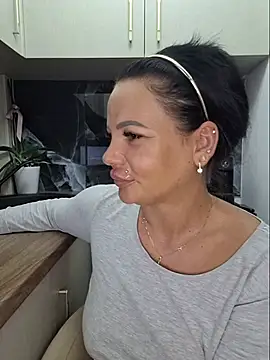 Ella_sweety00 webcam