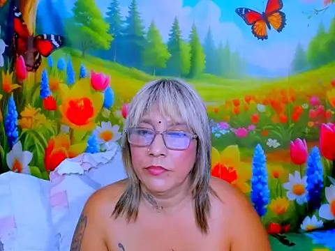 indianroxy webcam