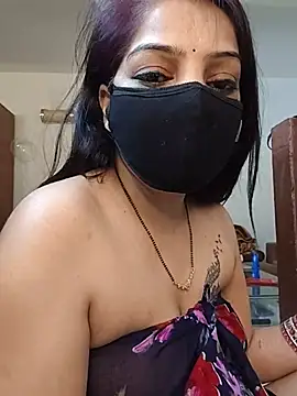 Hot_pooja2