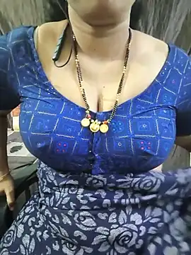 bhuvana_555 webcam