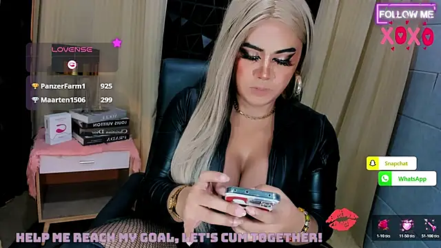 HugeMagnificent11inCock webcam