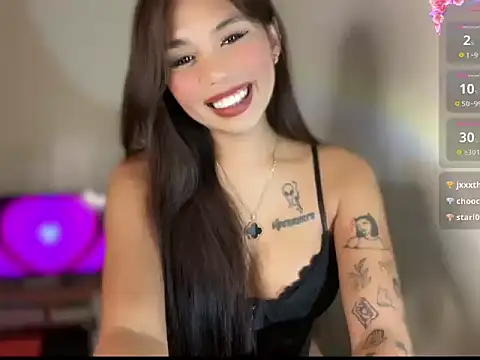 _petitegirlx69_ webcam