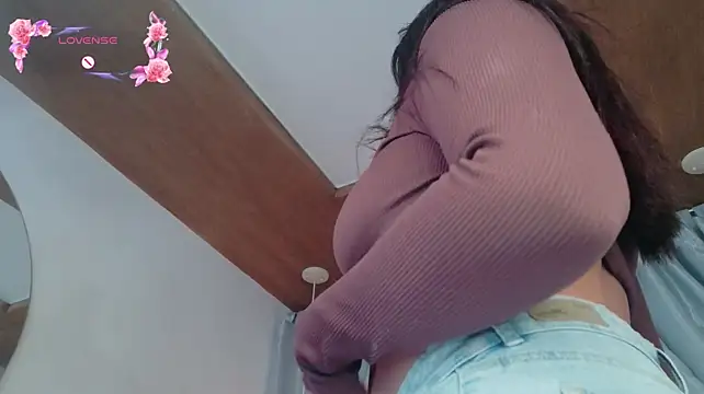 RenataLeclair webcam