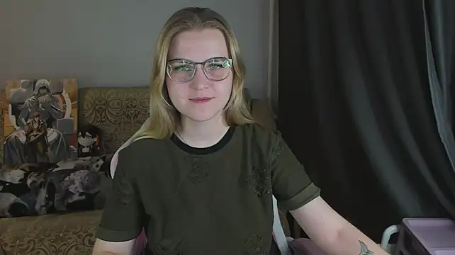 MissBrightShine webcam