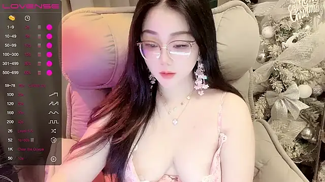 Monica-666888- webcam