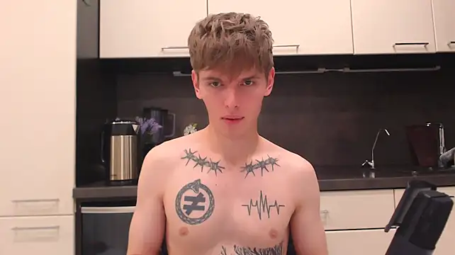 Fredd_Xanders live cam on StripChat