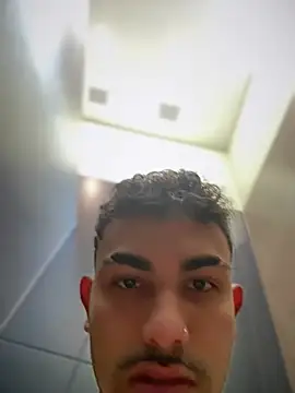 Big_Snake77 live cam on StripChat