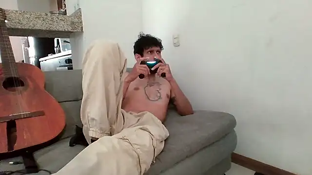 Alejandro92_cali webcam