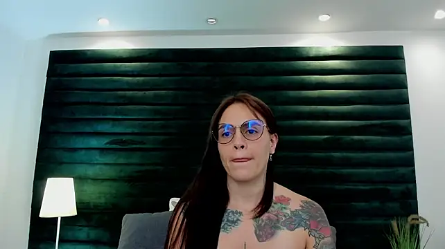 ValeryMontenegro webcam