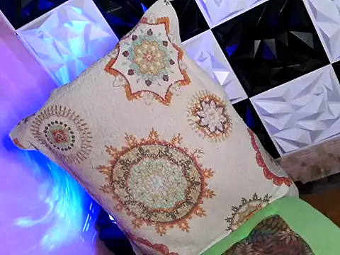 Asianpinaylicious webcam