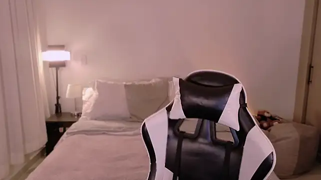 AnabelWolf webcam