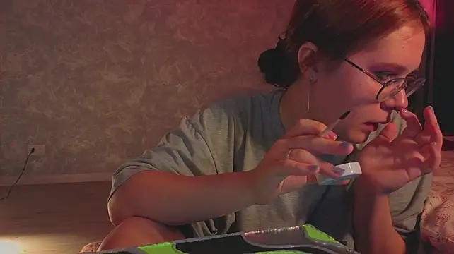 Mia_Luw webcam