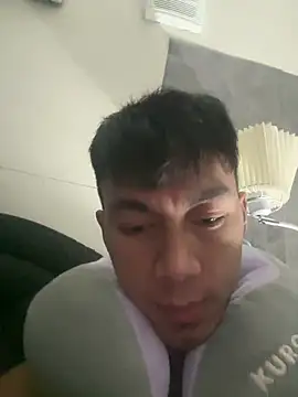 PinooyMilker webcam