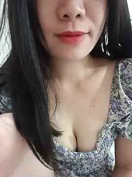 Bondgirl_9 webcam