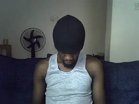 Thee_Biggest webcam