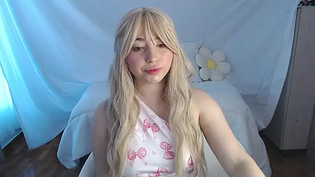 Han_Minji webcam